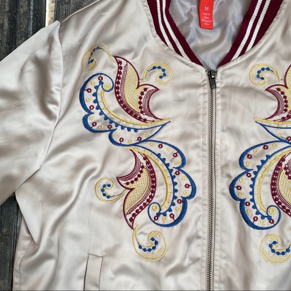 Jrs M Emroidered Bomber Jacket - Picture 4 of 9